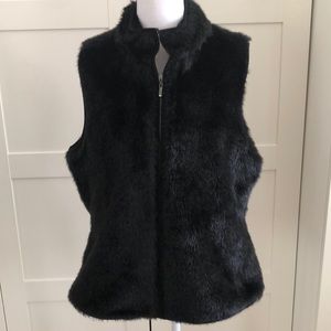 Vintage Plush fur vest with the zipper (vegan)